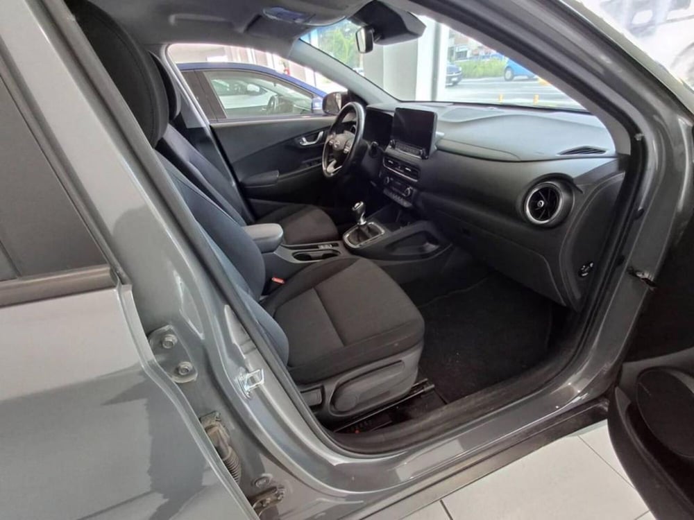 Hyundai Kona usata a Torino (8)