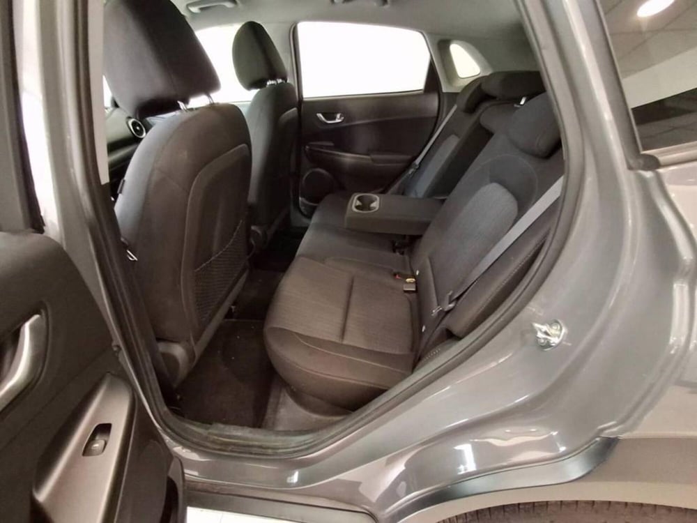 Hyundai Kona usata a Torino (9)