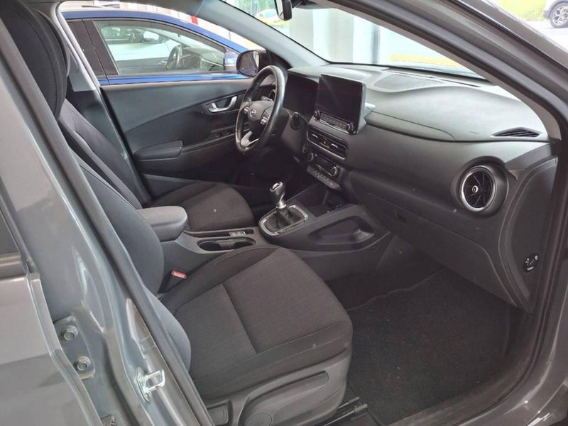 Hyundai Kona usata a Torino (9)