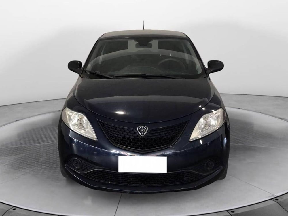 Lancia Ypsilon usata a Torino (2)