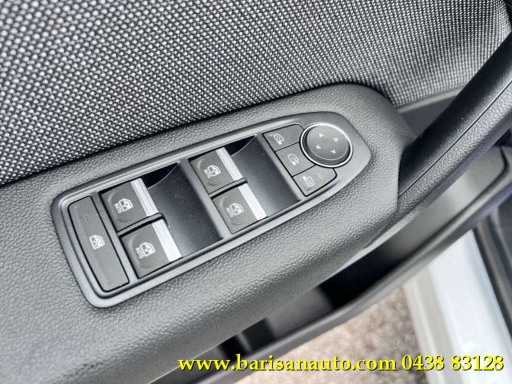 Renault Captur nuova a Treviso (9)