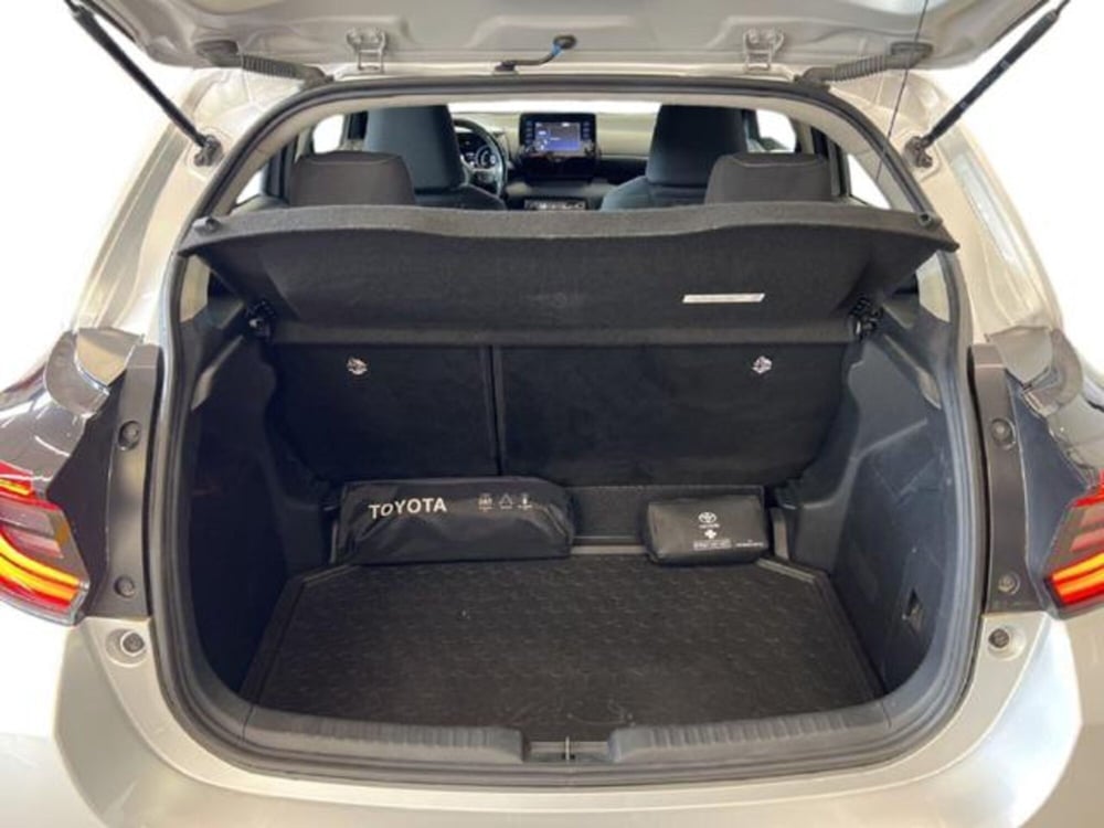 Toyota Yaris Cross usata a Vercelli (11)