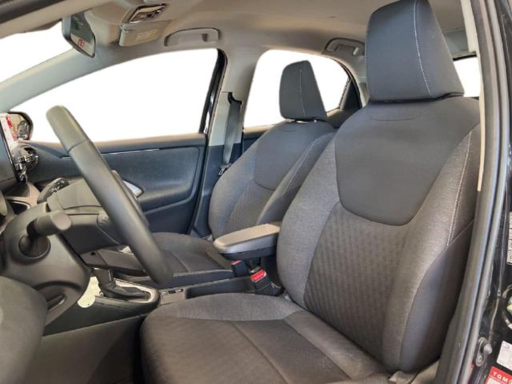 Toyota Yaris Cross usata a Vercelli (12)