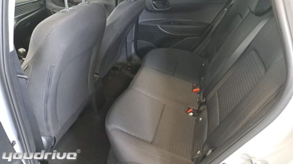 Hyundai i20 usata a Napoli (9)