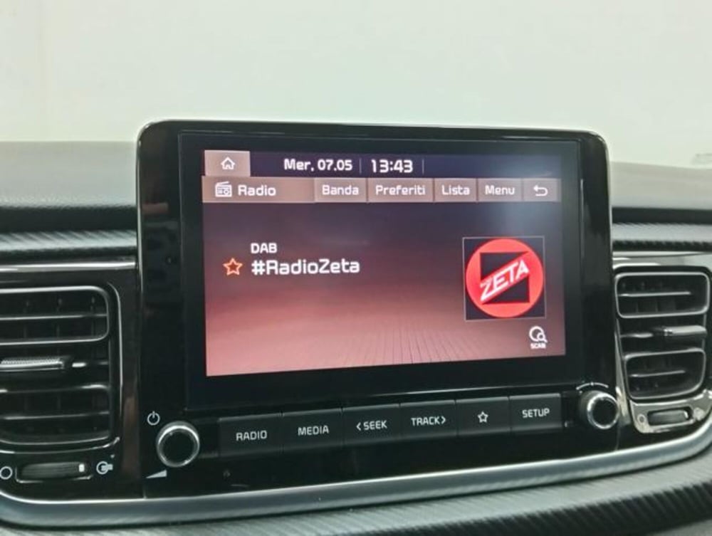 Kia Rio usata a Como (14)