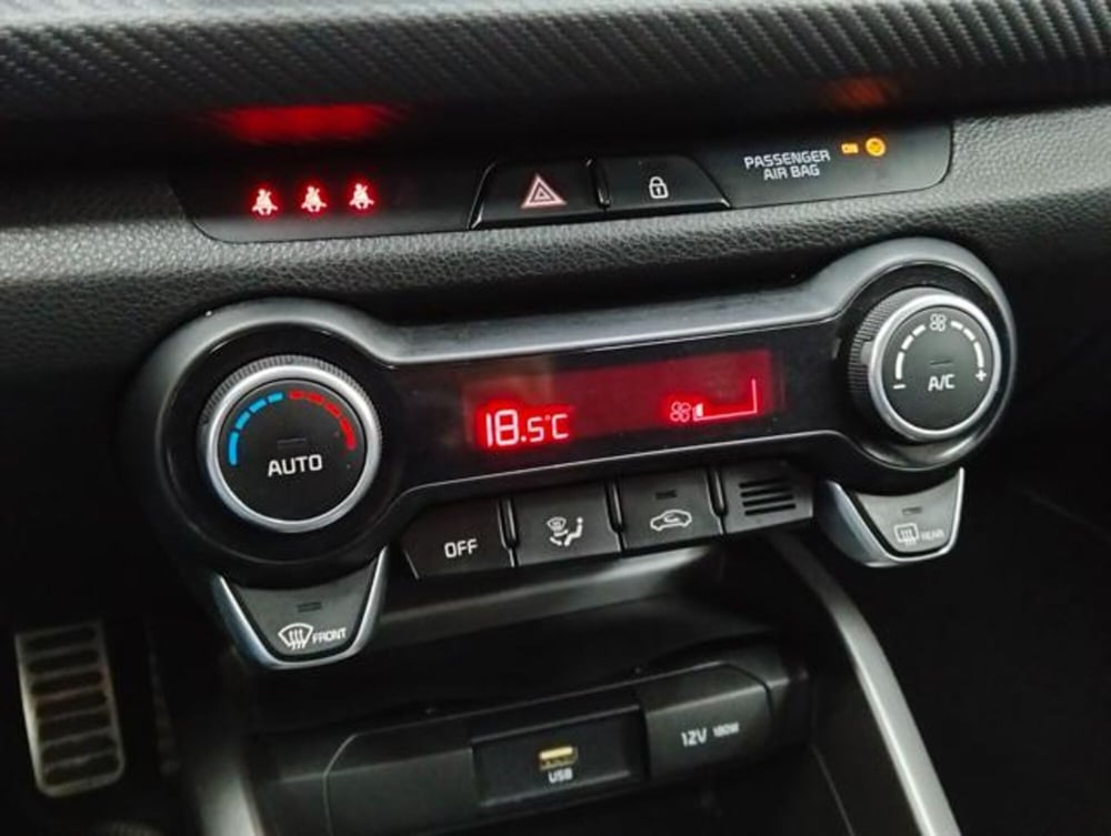 Kia Rio usata a Como (18)