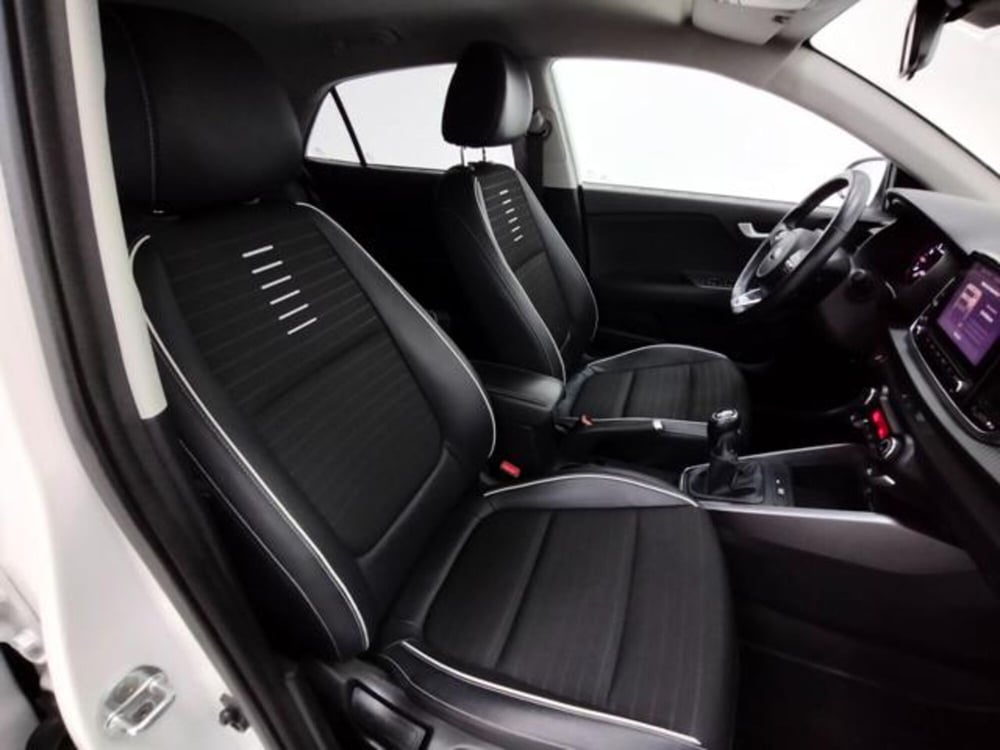 Kia Rio usata a Como (3)