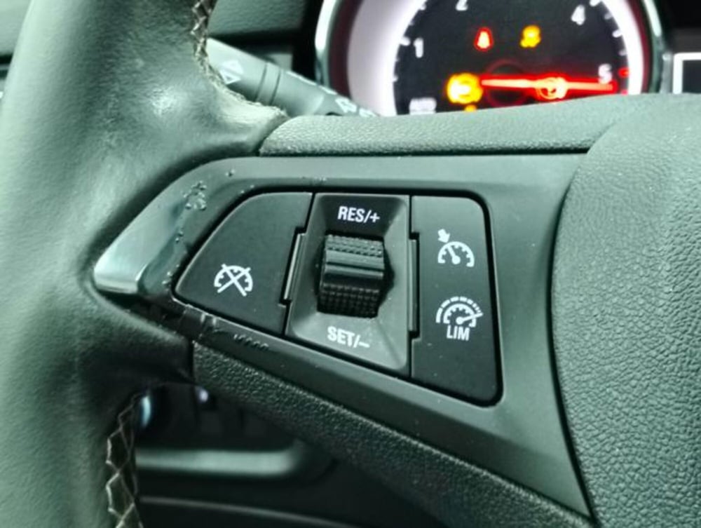 Opel Astra usata a Como (11)