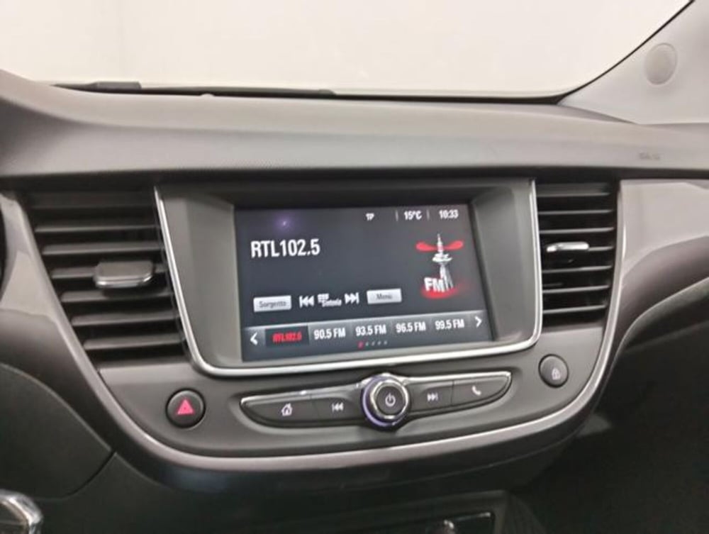 Opel Crossland X usata a Como (13)