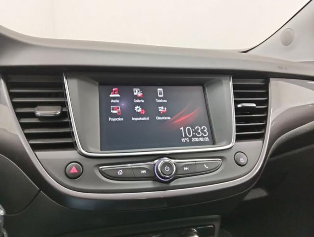 Opel Crossland X usata a Como (15)