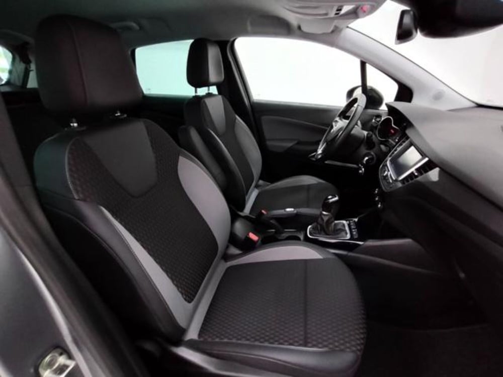 Opel Crossland X usata a Como (3)
