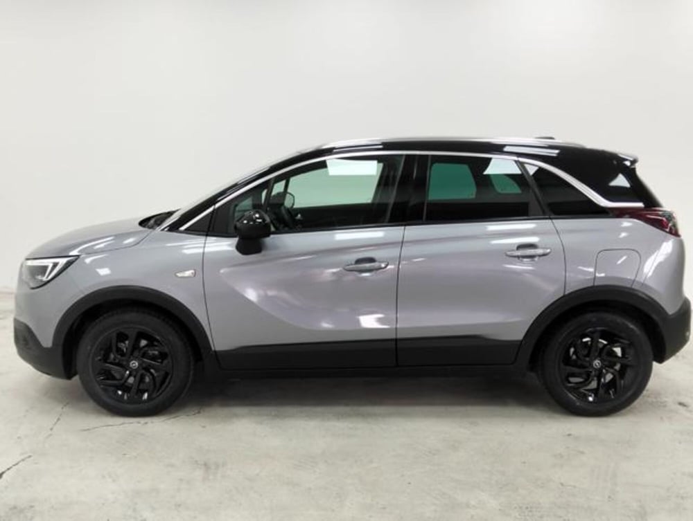 Opel Crossland X usata a Como (8)