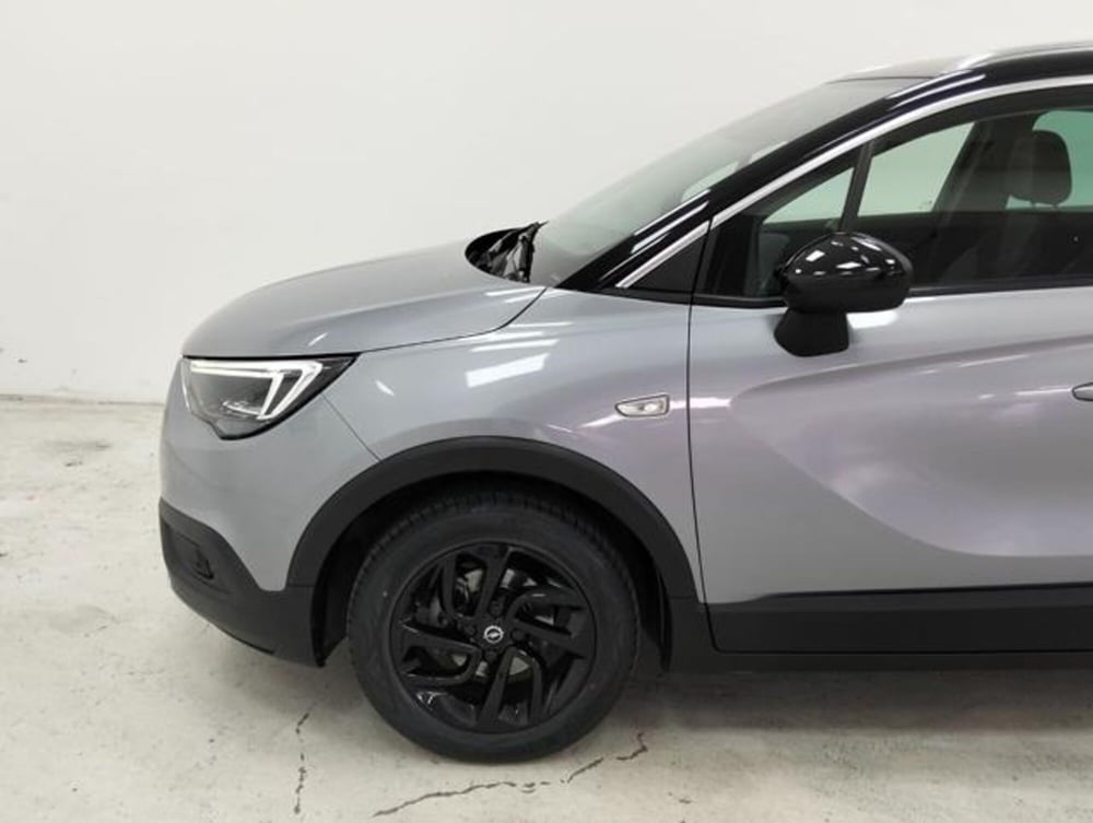 Opel Crossland X usata a Como (9)
