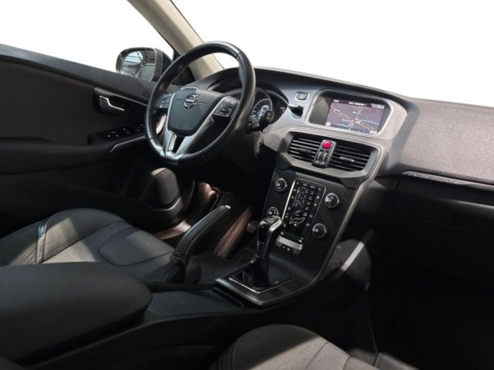 Volvo V40 Cross Country usata a Bologna (15)