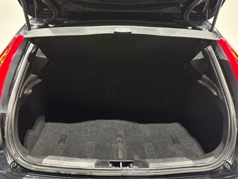 Volvo V40 Cross Country usata a Bologna (7)