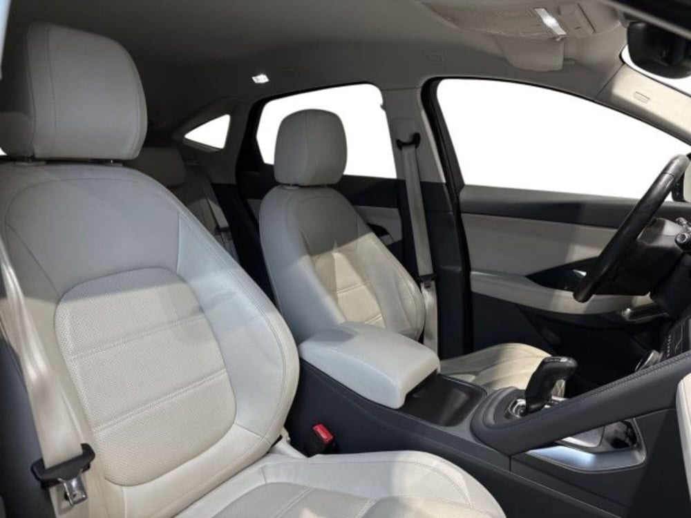 Jaguar E-Pace usata a Bologna (16)