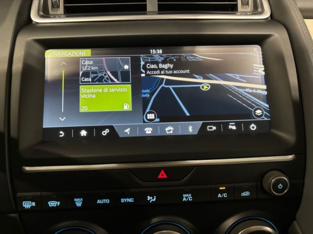 Jaguar E-Pace usata a Bologna (17)