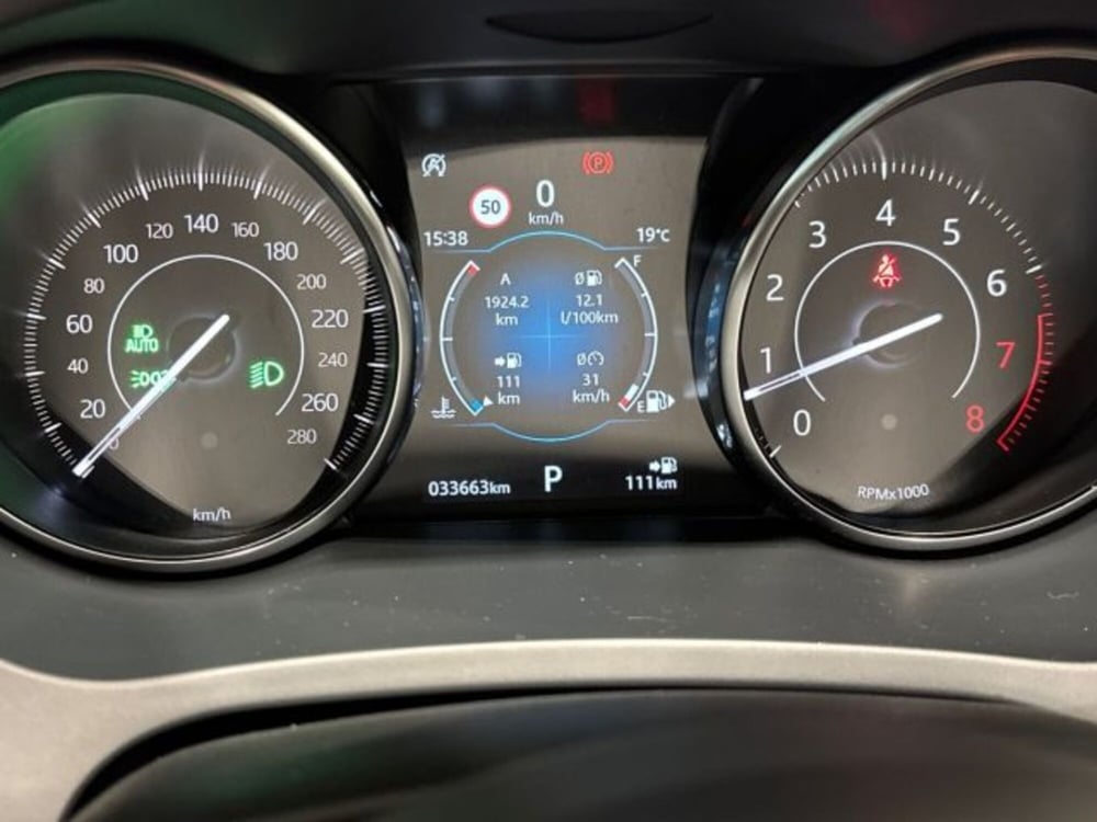 Jaguar E-Pace usata a Bologna (18)