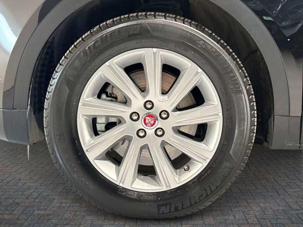 Jaguar E-Pace usata a Bologna (8)