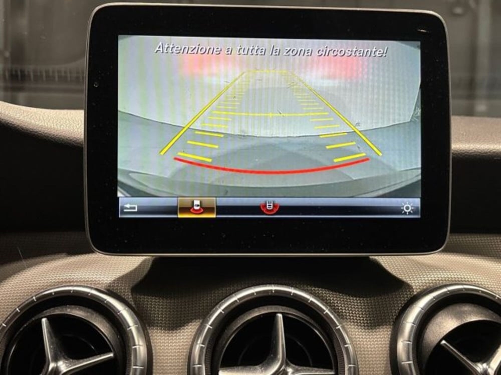 Mercedes-Benz CLA Shooting Brake usata a Bologna (12)