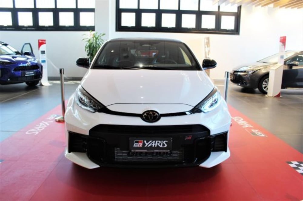 Toyota GR Yaris nuova a Roma (2)