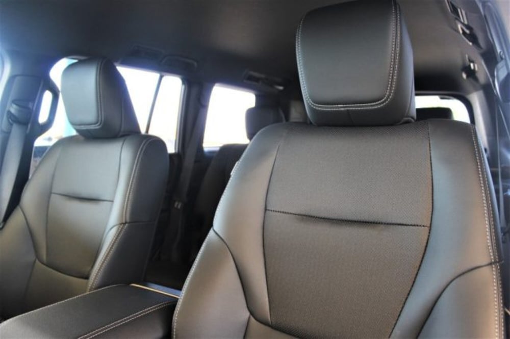Toyota Land Cruiser nuova a Roma (11)