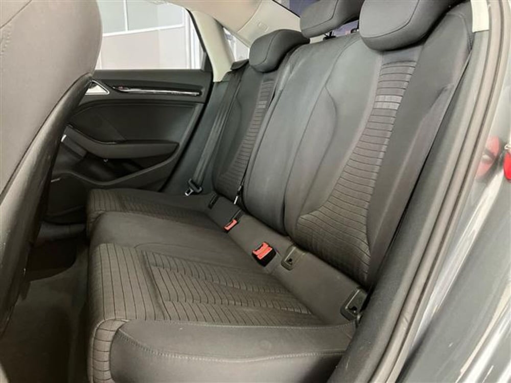 Audi A3 Sedan usata a Como (12)