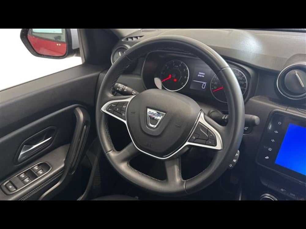 Dacia Duster usata a Viterbo (12)