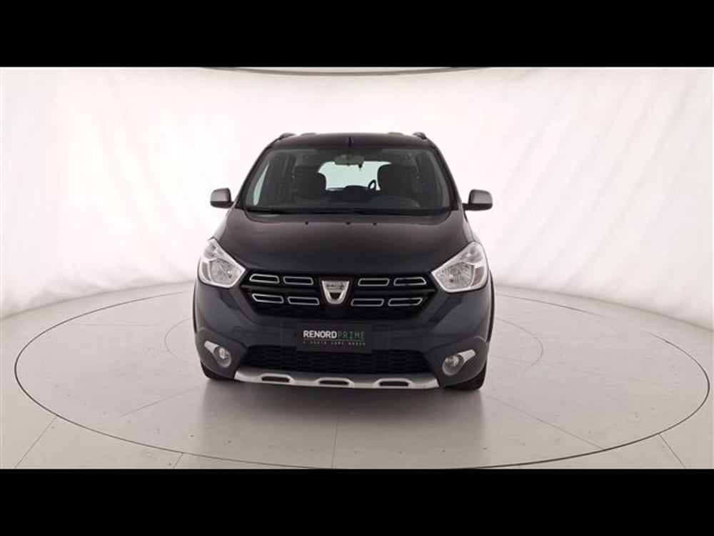 Dacia Lodgy usata a Milano (4)