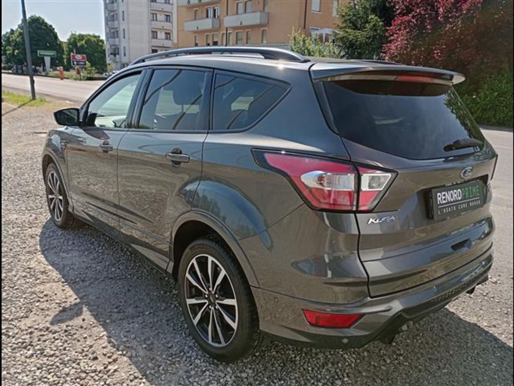 Ford Kuga usata a Milano (14)