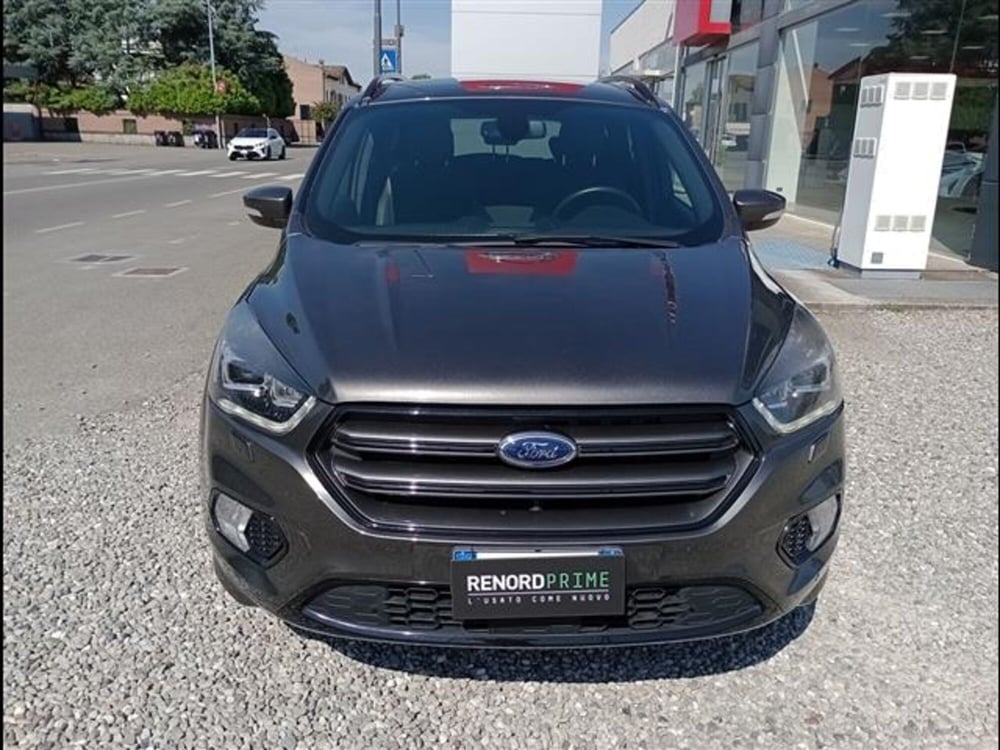 Ford Kuga usata a Milano (2)