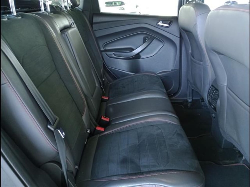 Ford Kuga usata a Milano (8)