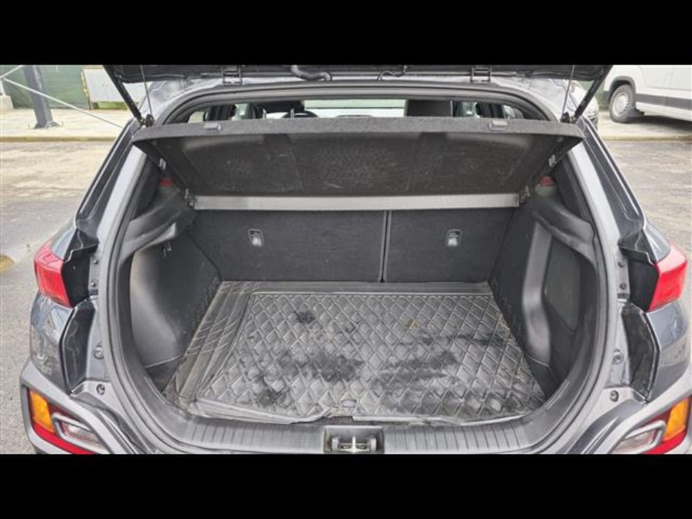 Hyundai Kona usata a Torino (10)