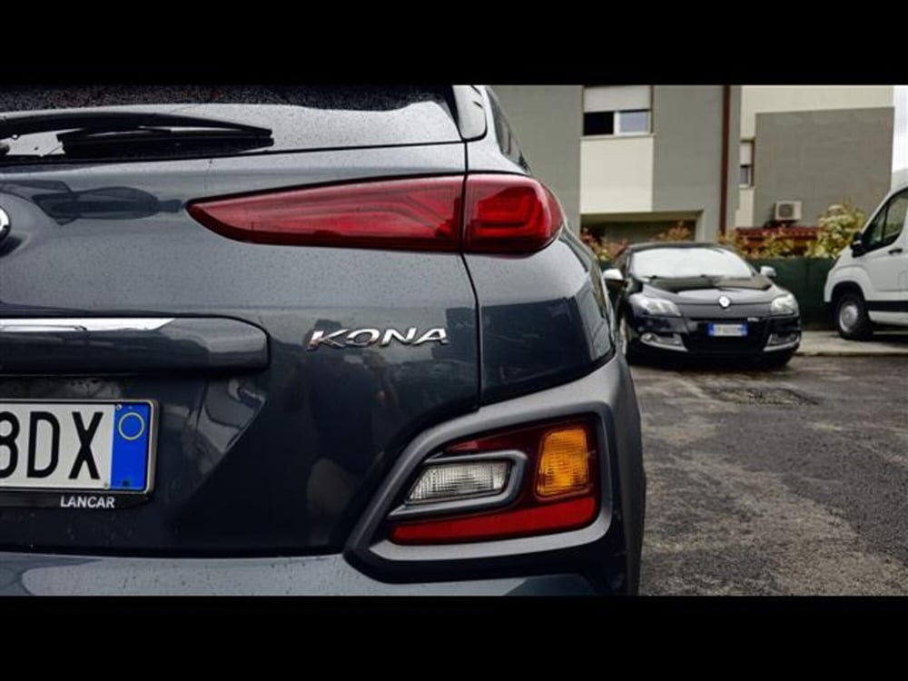 Hyundai Kona usata a Torino (12)