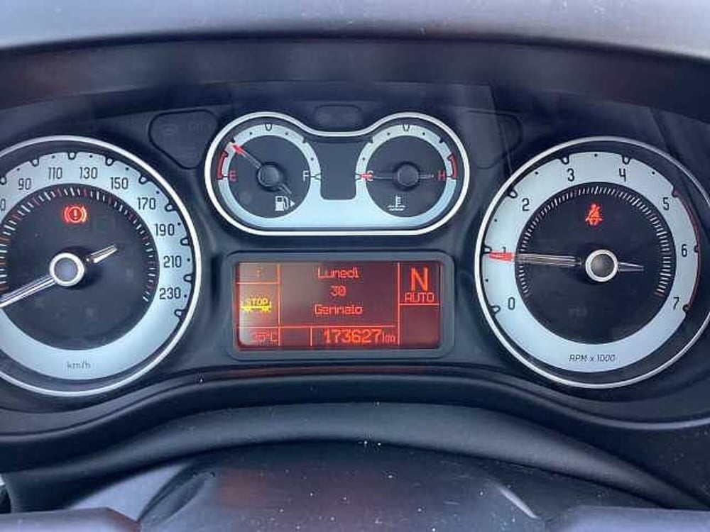 Fiat 500L usata a Roma (10)
