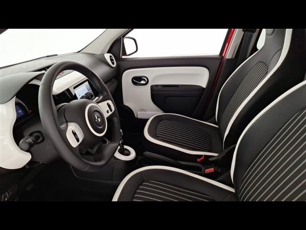 Renault Twingo usata a Milano (10)