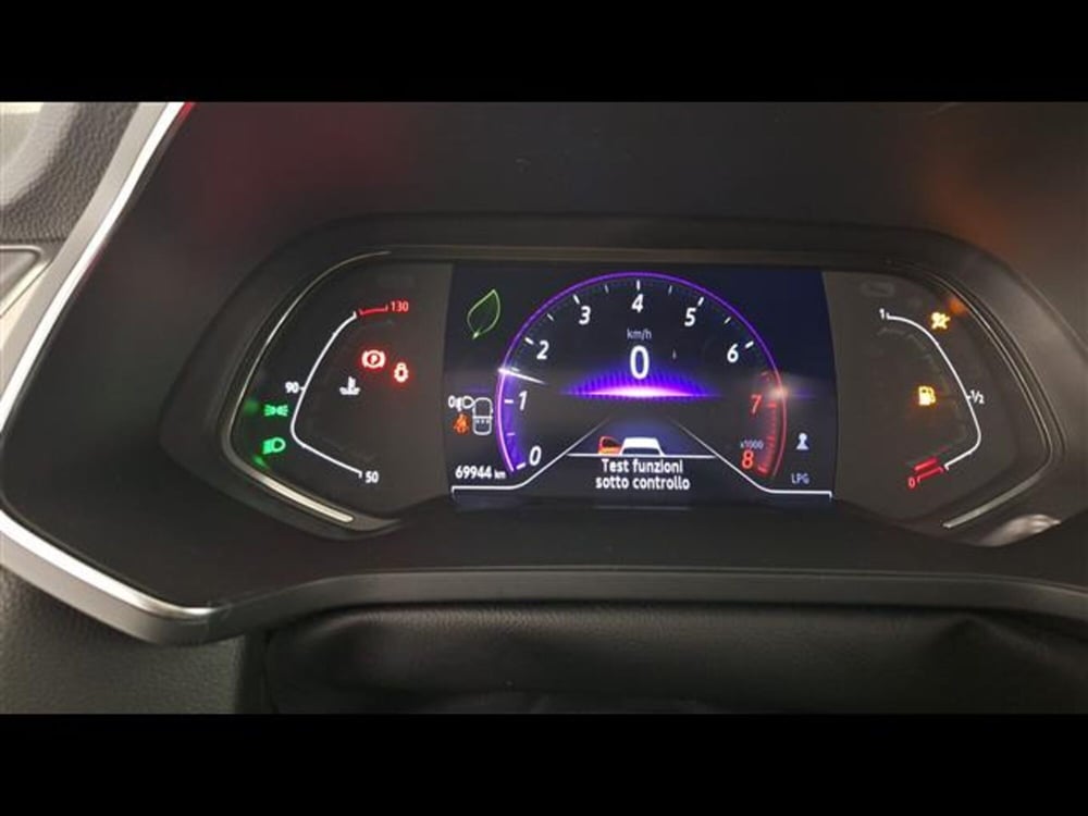 Renault Captur usata a Milano (10)