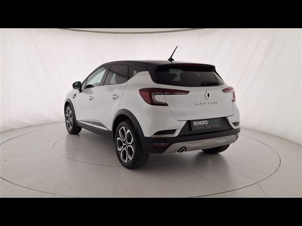 Renault Captur usata a Milano (6)