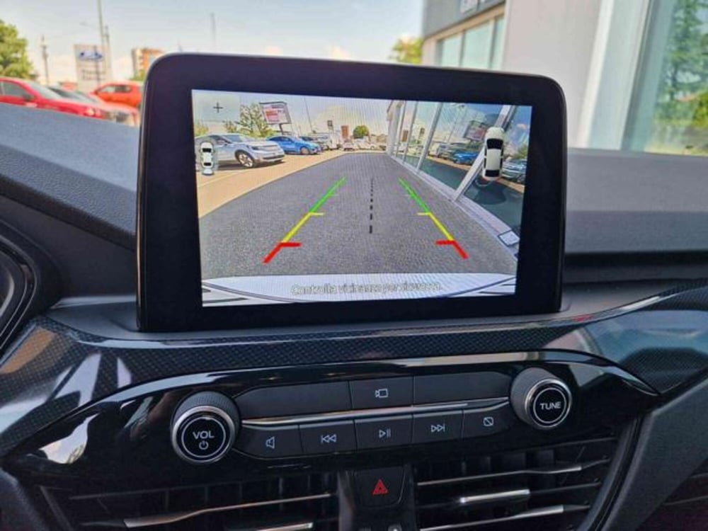 Ford Kuga nuova a Bologna (11)