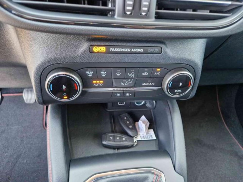 Ford Kuga nuova a Bologna (12)