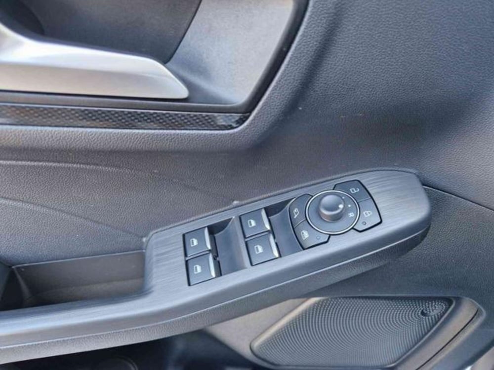 Ford Kuga nuova a Bologna (16)