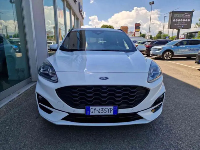 Ford Kuga nuova a Bologna (2)