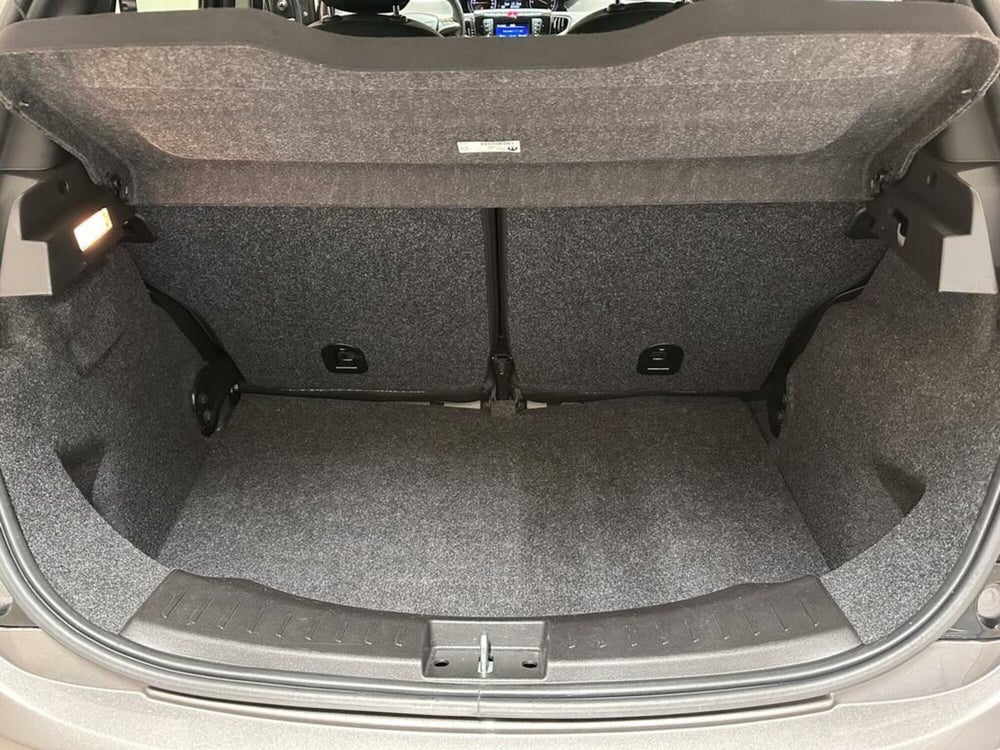 Lancia Ypsilon usata a Varese (13)