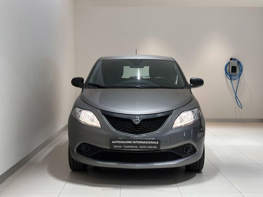 Lancia Ypsilon usata a Varese (8)