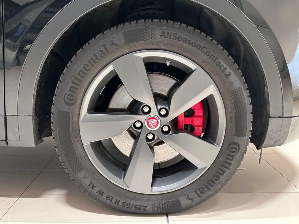 Jaguar E-Pace usata a Varese (9)