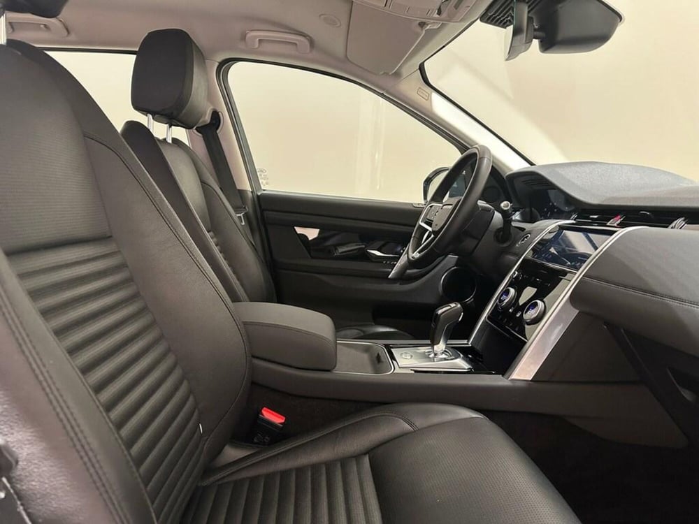 Land Rover Discovery Sport usata a Varese (3)