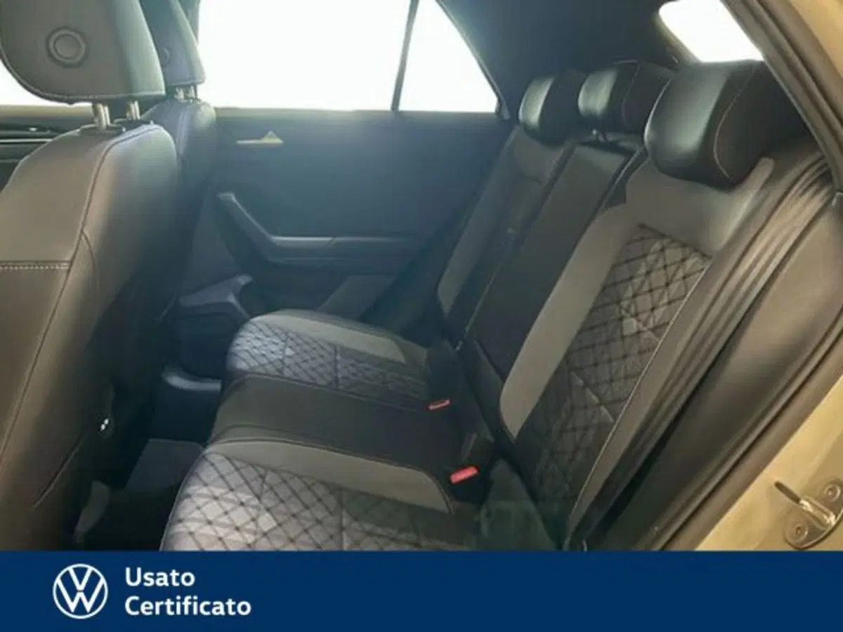 Volkswagen T-Roc usata a Vicenza (11)
