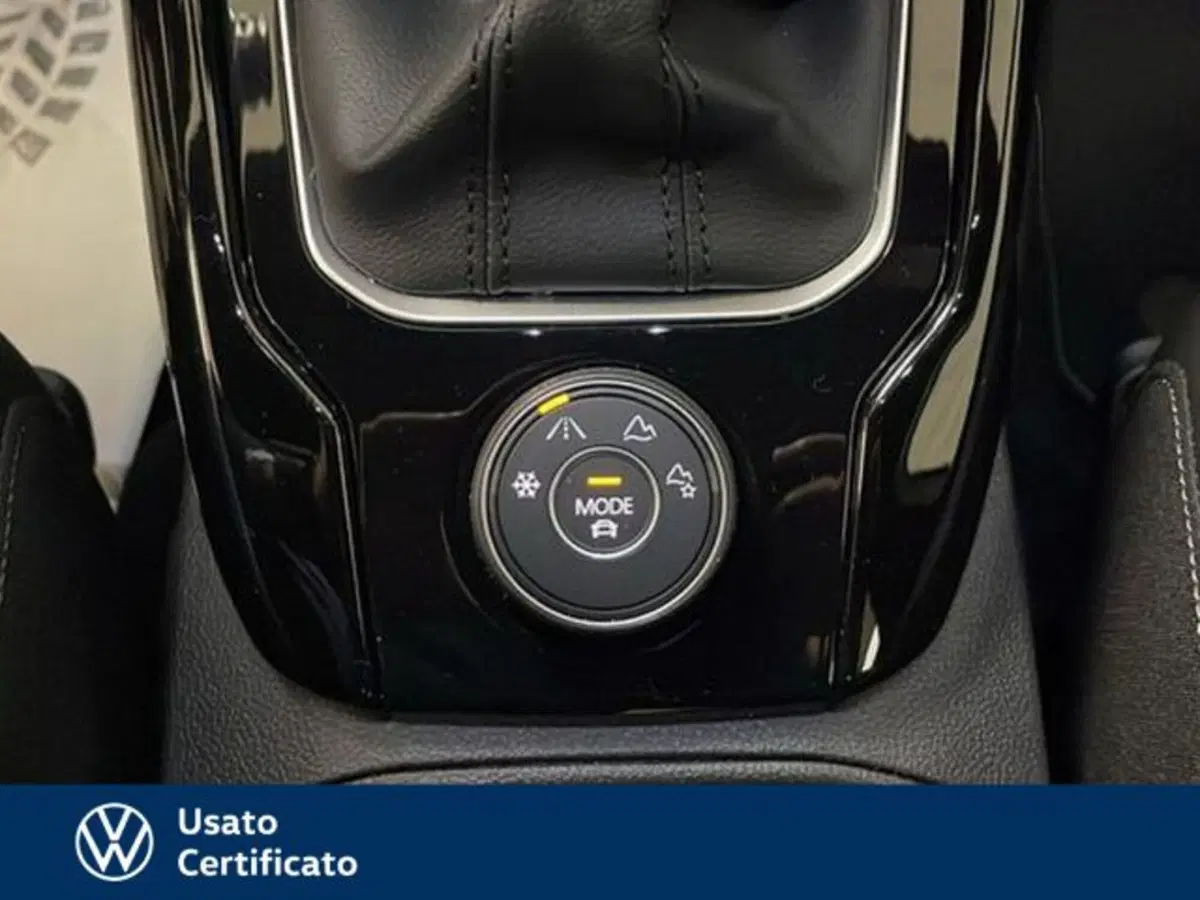 Volkswagen T-Roc usata a Vicenza (16)