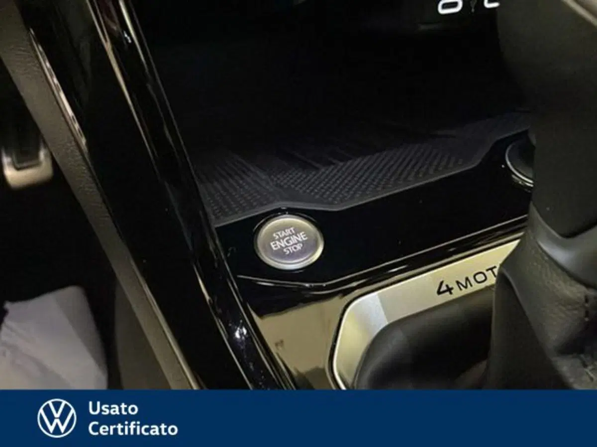 Volkswagen T-Roc usata a Vicenza (17)