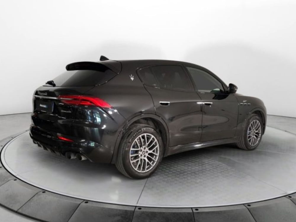 Maserati Grecale usata a Modena (2)